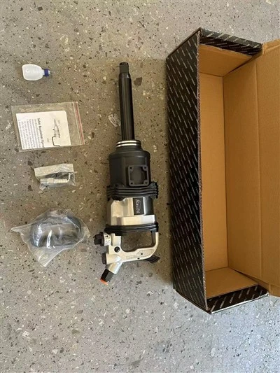 LLAVE DE IMPACTO NEUMÁTICA 1" 3200 NM